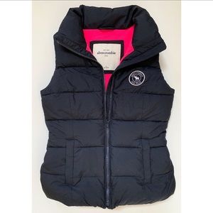 Abercrombie kids Navy Puffer Vest XL